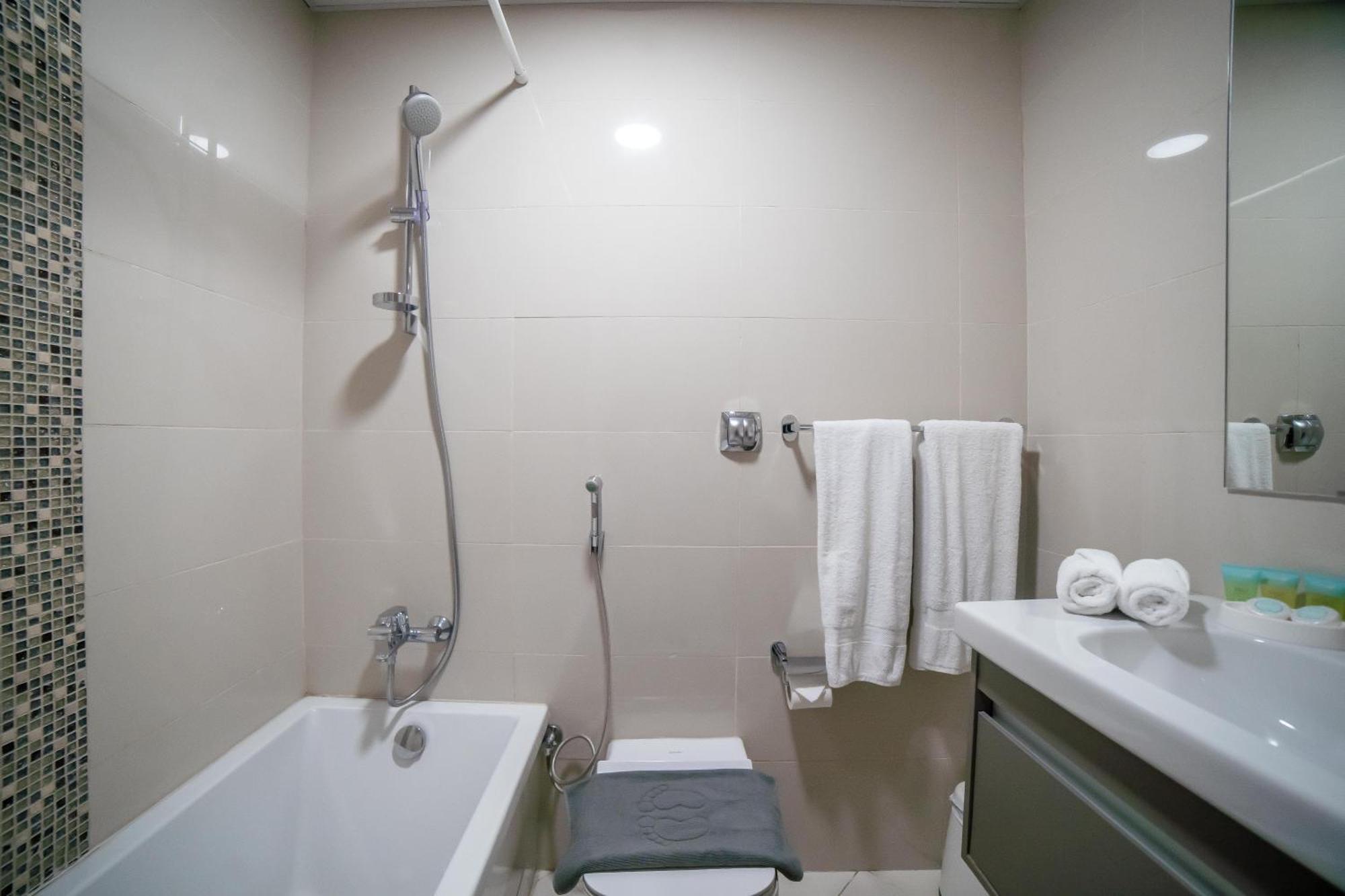 Continental Tower, Dubai Marina - Luton Vacation Homes Room photo